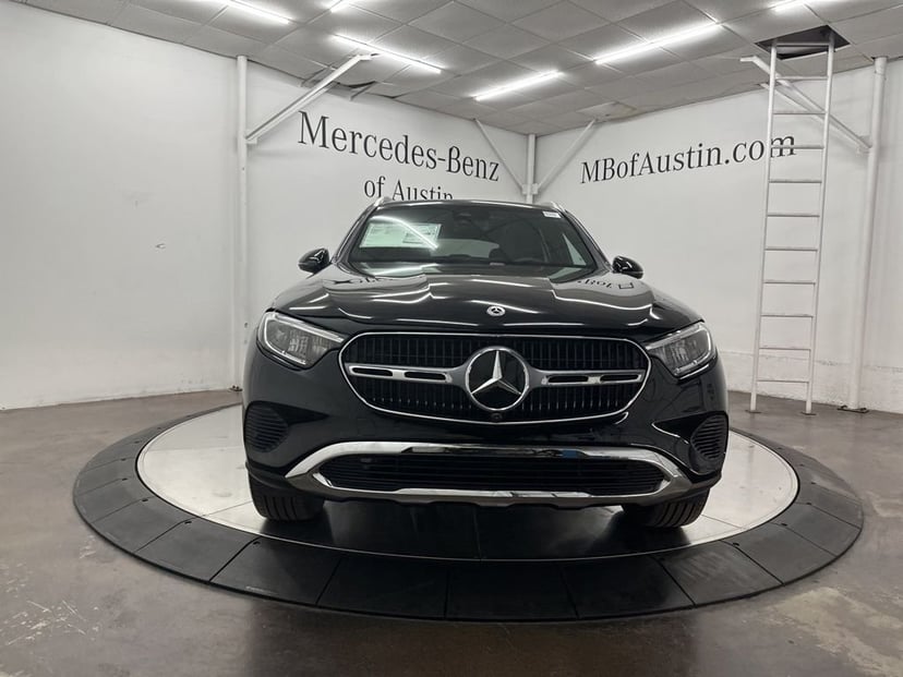 2026 Mercedes-Benz GLC - Image 2