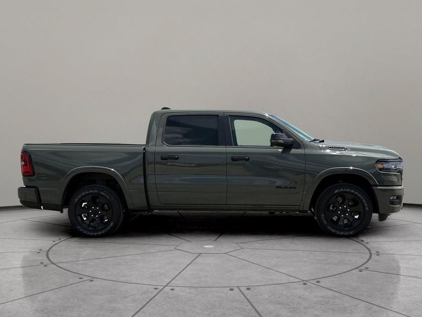 2026 Ram 1500 - Image 2
