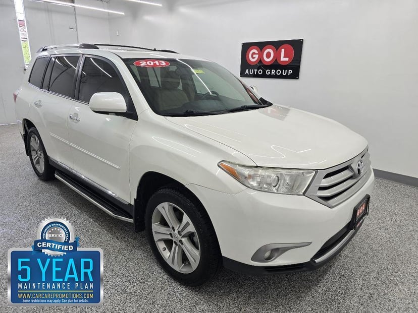 2013 Toyota Highlander - Image 1