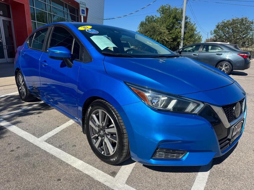 2020 Nissan Versa - Image 1