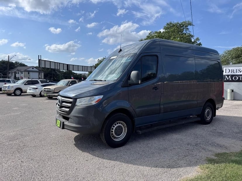 2019 Mercedes-Benz Sprinter - Image 1