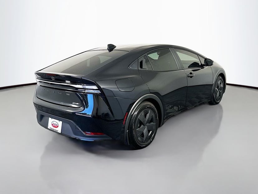 2026 Toyota Prius - Image 3