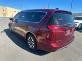 2022 Chrysler Pacifica - Preview 5