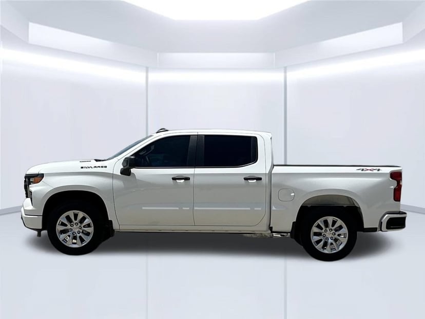 2026 Chevrolet Silverado 1500 - Image 1