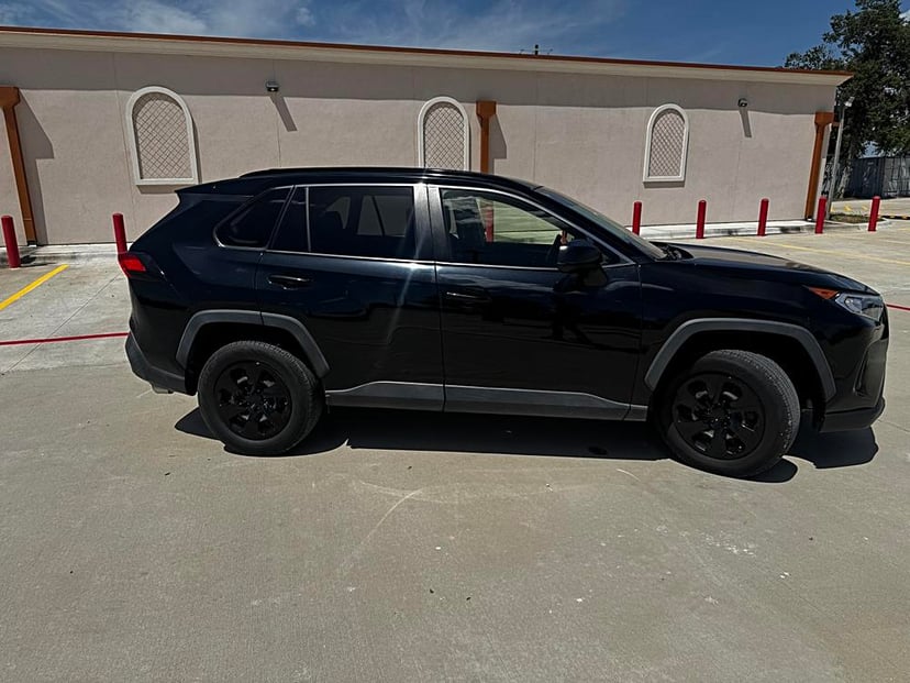 2019 Toyota RAV4 - Image 1