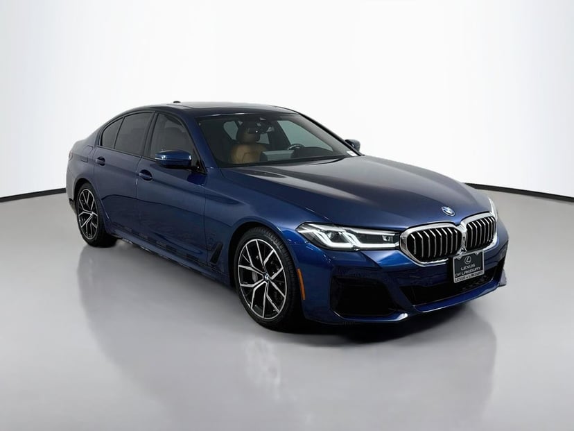 2023 BMW 5-series - Image 2