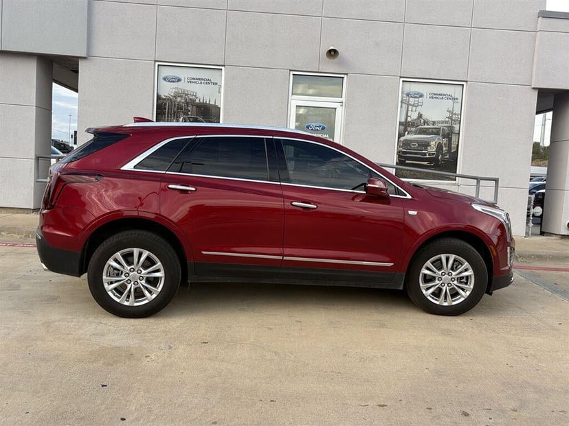 2025 Cadillac XT5 - Image 1
