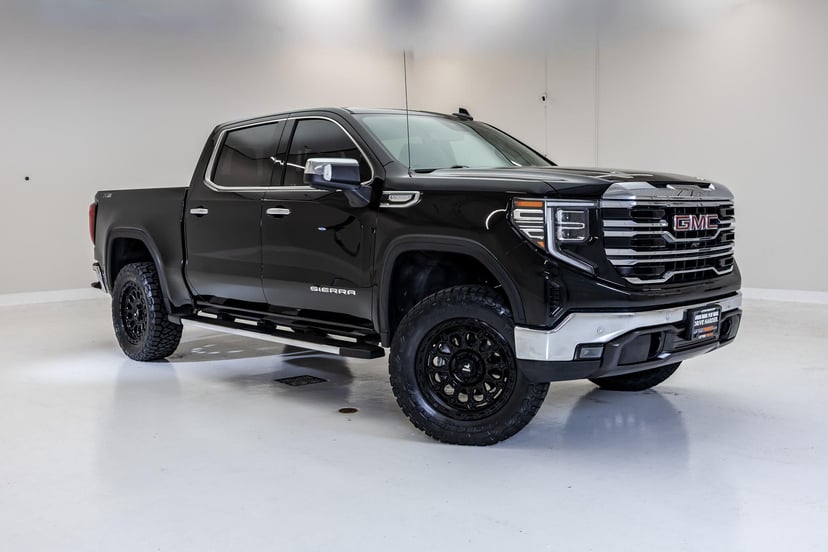 2024 GMC Sierra 1500 - Image 1