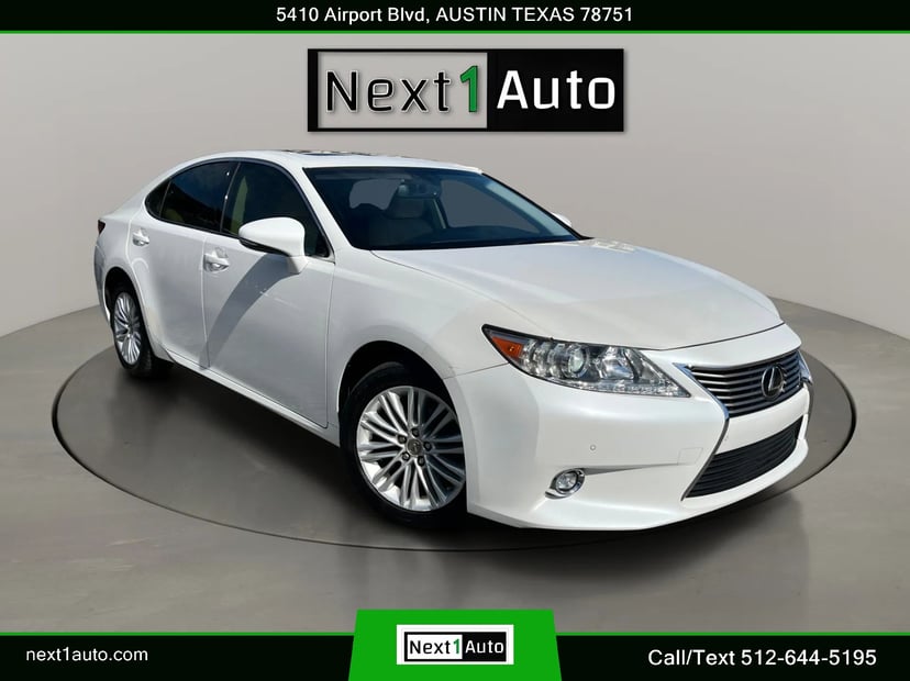 2015 Lexus ES - Image 1