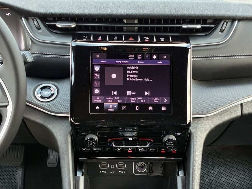 2026 Jeep Grand Cherokee L - Image 3
