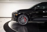 2026 Porsche Macan - Preview 11
