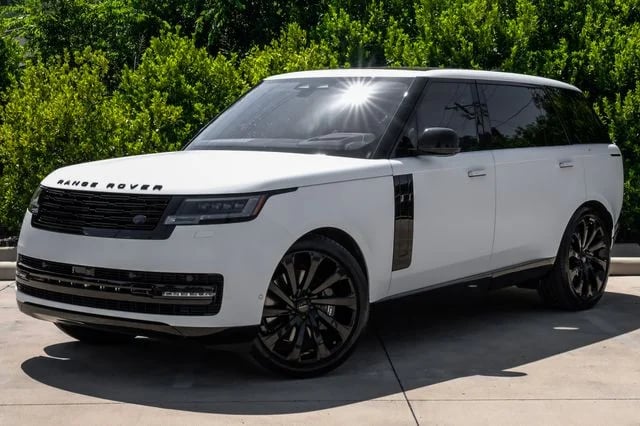 2026 Land Rover Range Rover - Image 1