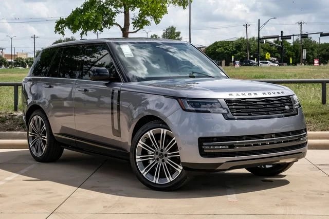 2026 Land Rover Range Rover - Image 2