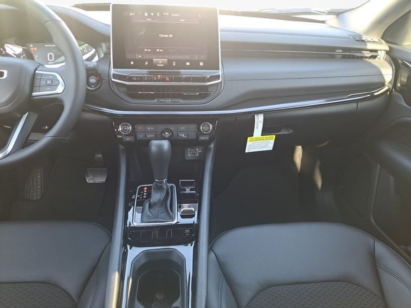2026 Jeep Compass - Image 2