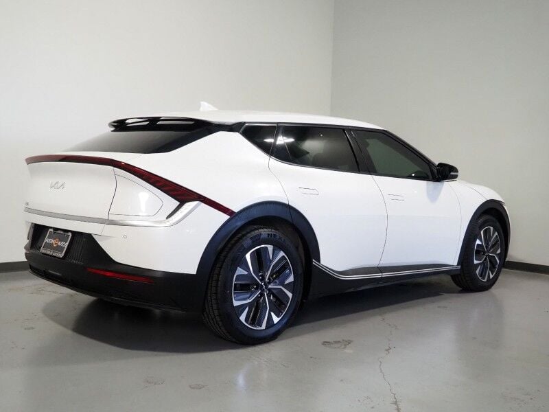 2024 Kia EV6 - Image 3