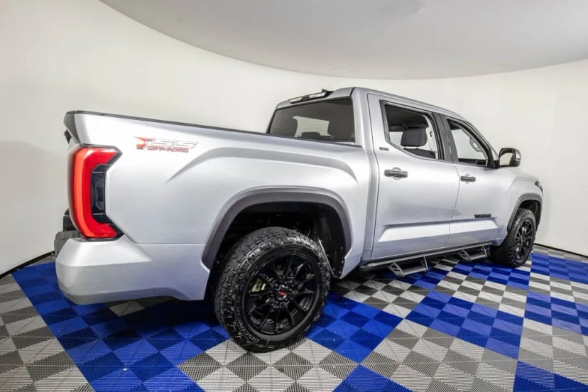 2023 Toyota Tundra - Image 2