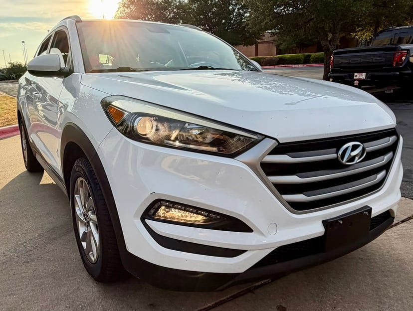 2017 Hyundai Tucson - Image 1