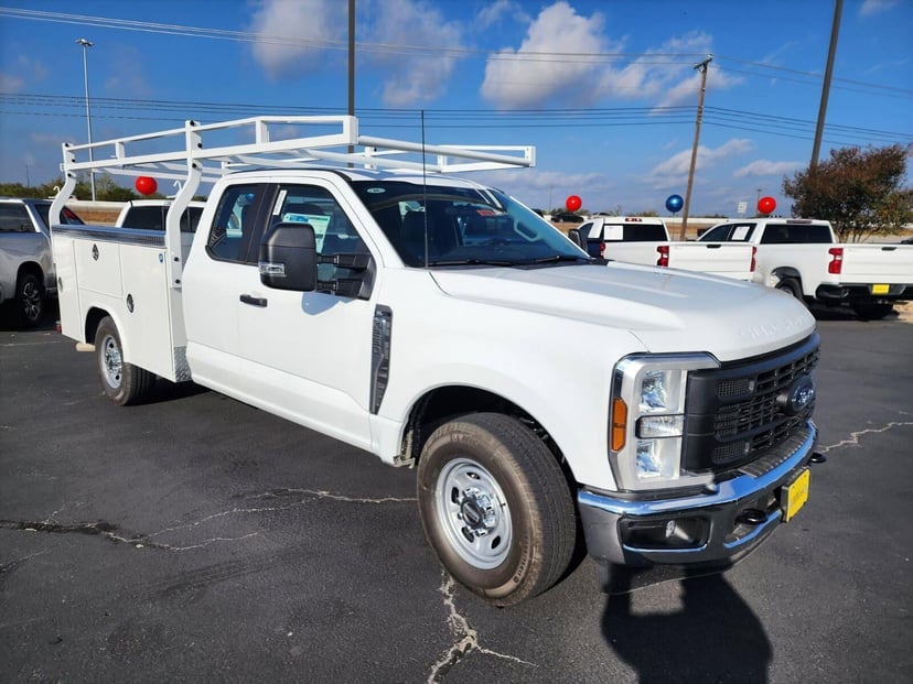 2026 Ford F-250 - Image 3