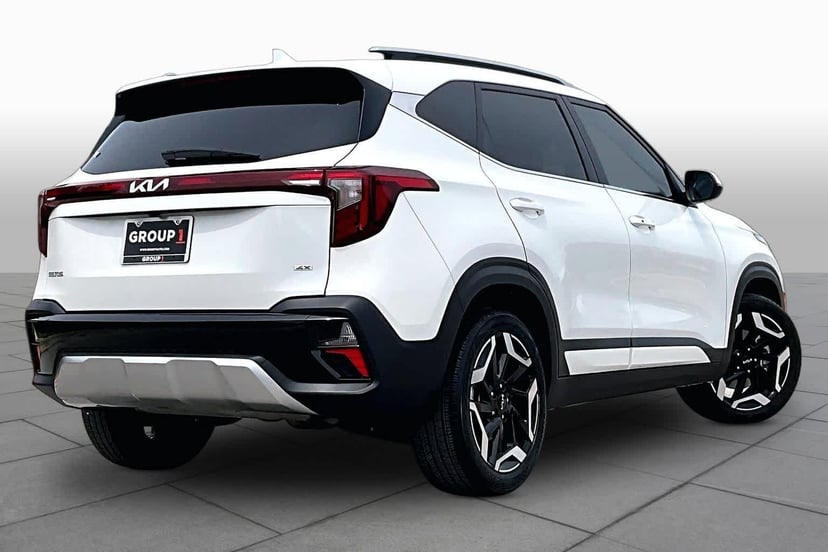 2024 Kia Seltos - Image 2