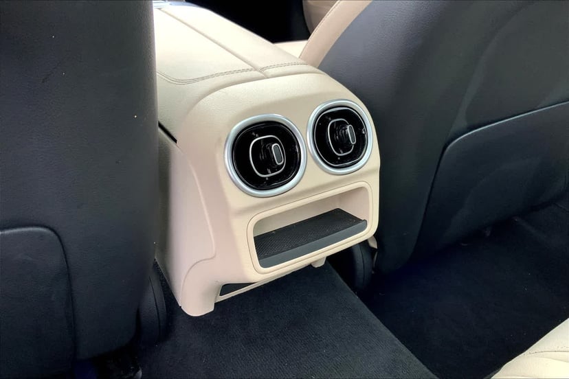 2022 Mercedes-Benz C-Class - Image 2