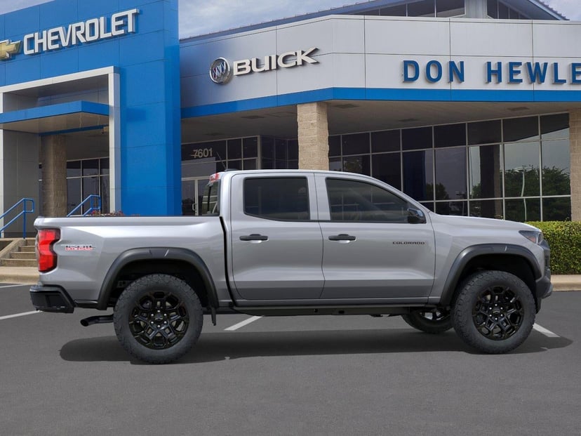2026 Chevrolet Colorado - Image 3