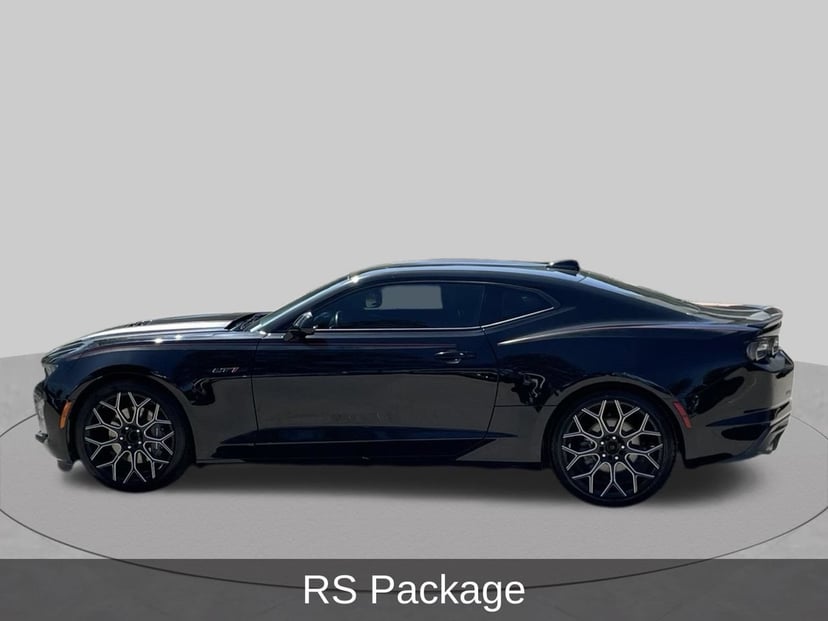 2022 Chevrolet Camaro - Image 2