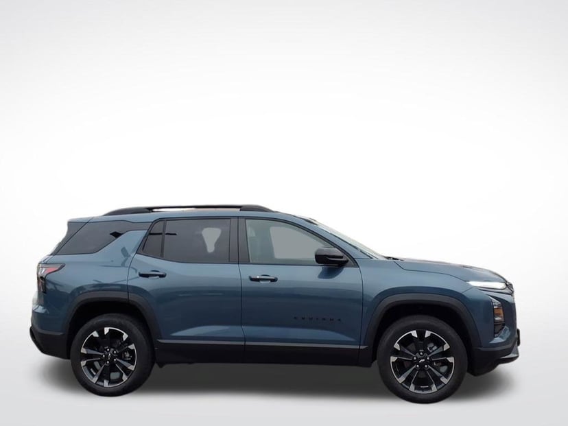 2027 Chevrolet Equinox - Image 1