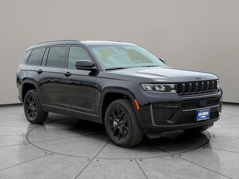 2026 Jeep Grand Cherokee - Image 2