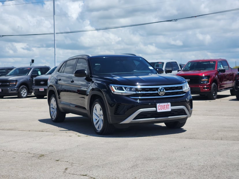 2021 Volkswagen Atlas Cross Sport - Image 3