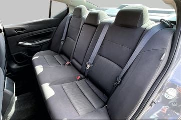 2025 Nissan Altima - Image 3
