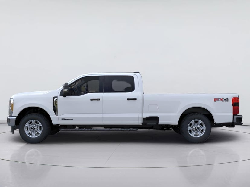 2026 Ford F-250 - Image 2