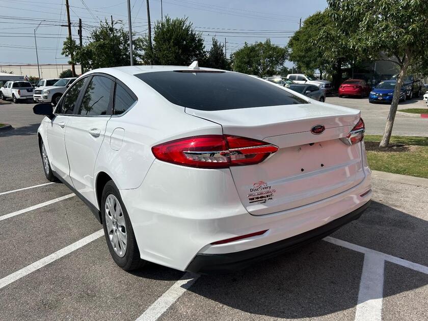 2020 Ford Fusion - Image 3