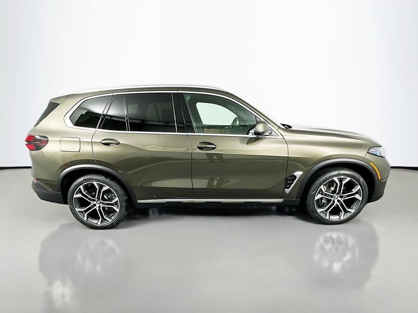 2026 BMW X5 - Image 2