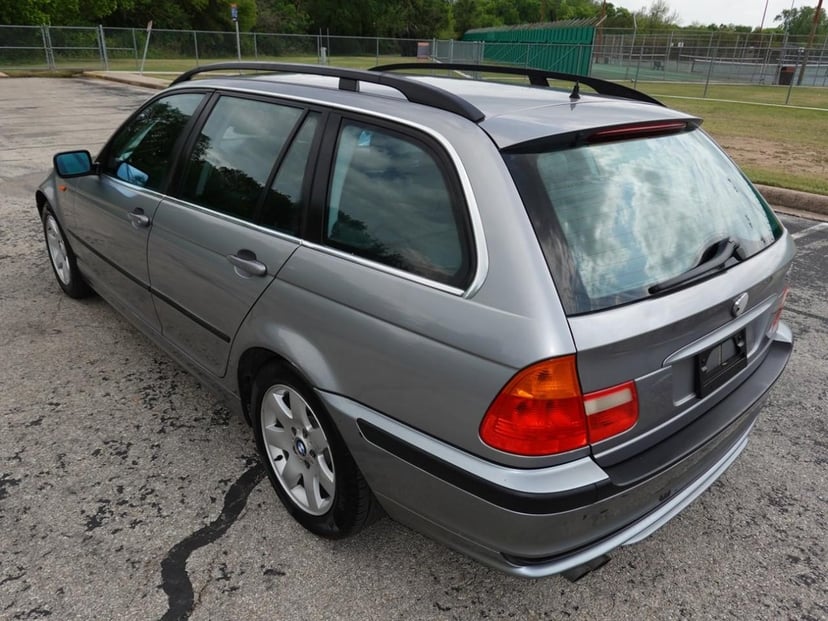 2004 BMW 3 Series - Image 3