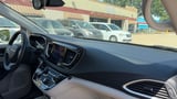 2017 Chrysler Pacifica - Preview 8