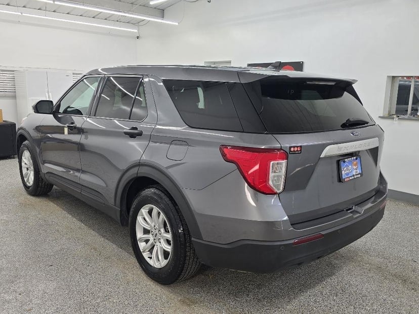 2021 Ford Explorer - Image 2