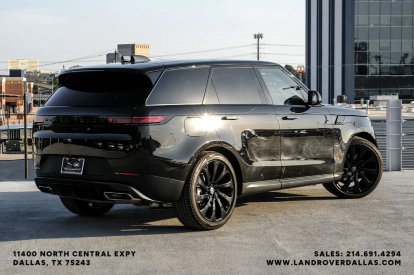 2025 Land Rover Range Rover Sport - Image 3