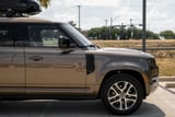 2022 Land Rover Defender - Preview 10