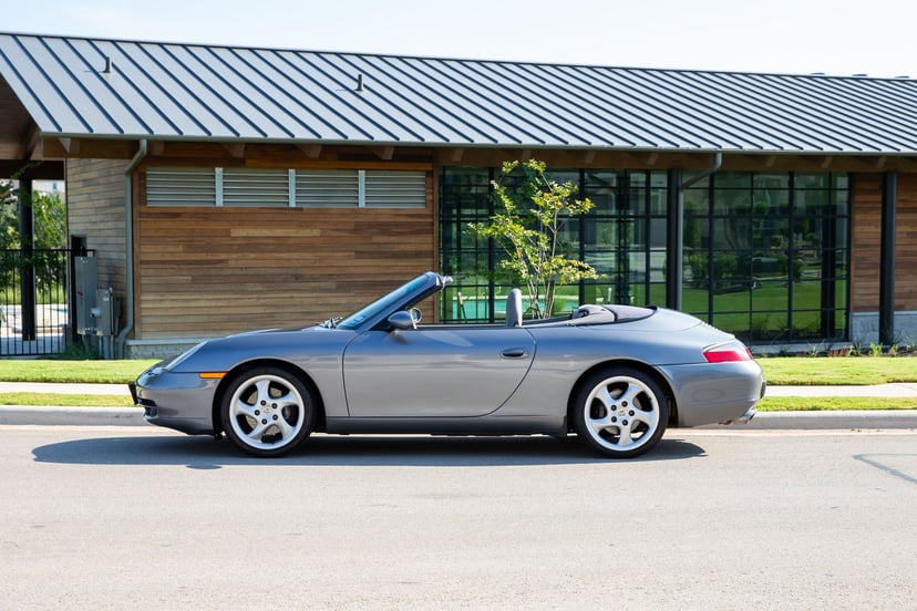 2001 Porsche 911 - Image 2