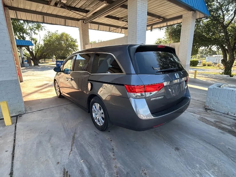 2016 Honda Odyssey - Image 3