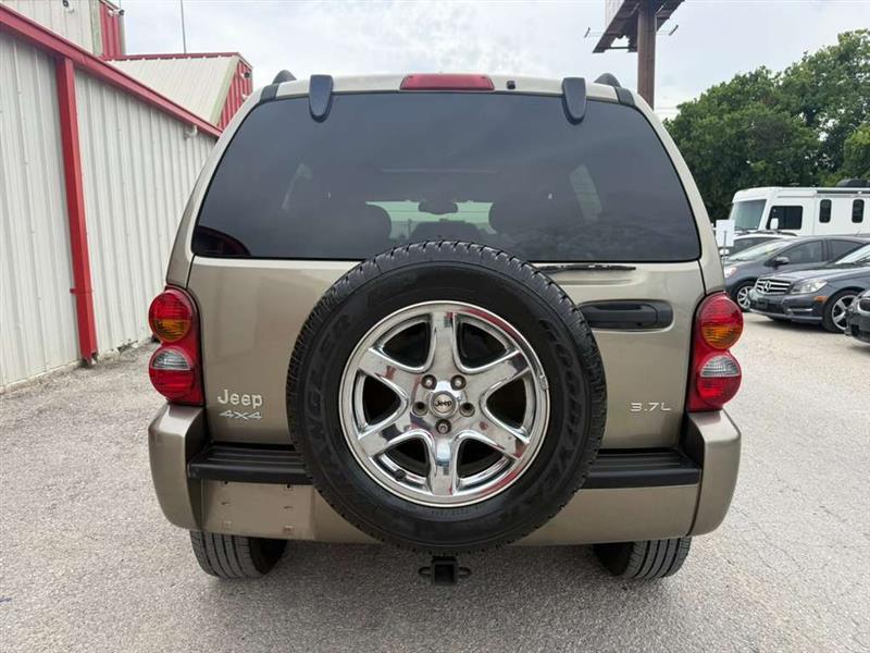 2003 Jeep Liberty - Image 2