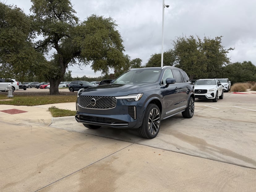 2026 Volvo XC90 - Image 1