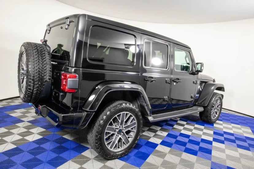 2024 Jeep Wrangler - Image 2