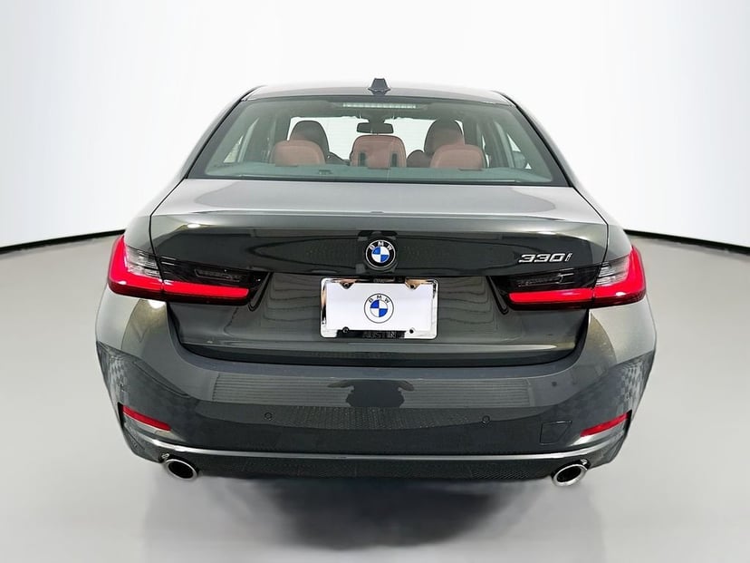 2026 BMW 3 Series - Image 3