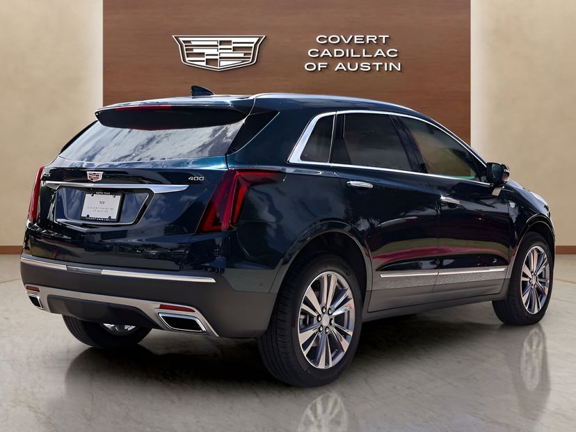 2026 Cadillac XT5 - Image 3