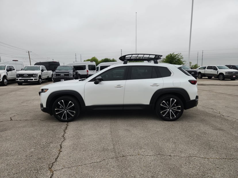 2023 Toyota CX-50 - Image 3