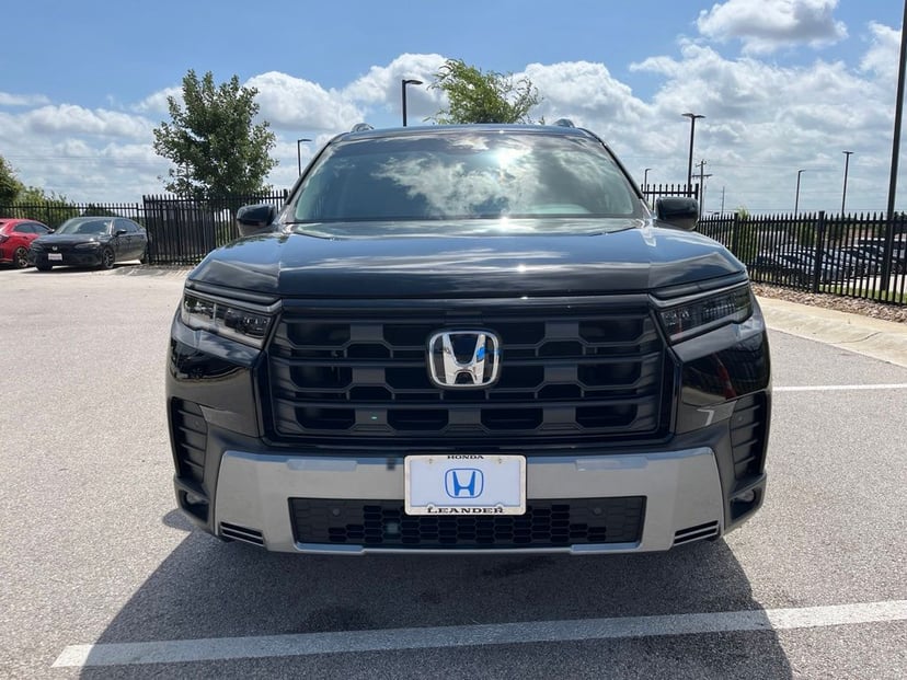 2026 Honda Pilot - Image 3