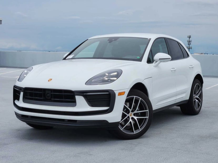 2023 Porsche Macan - Image 1