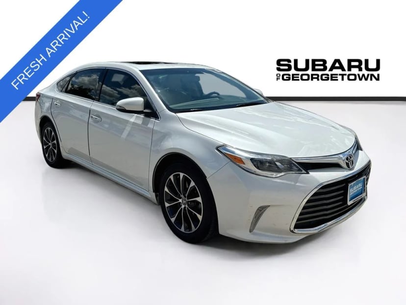 2016 Toyota Avalon - Image 1