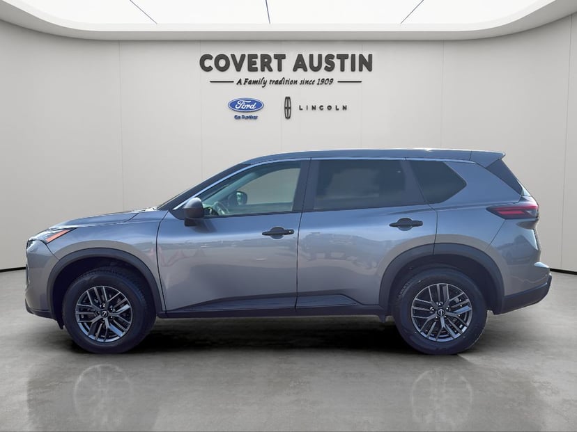 2024 Nissan Rogue - Image 2